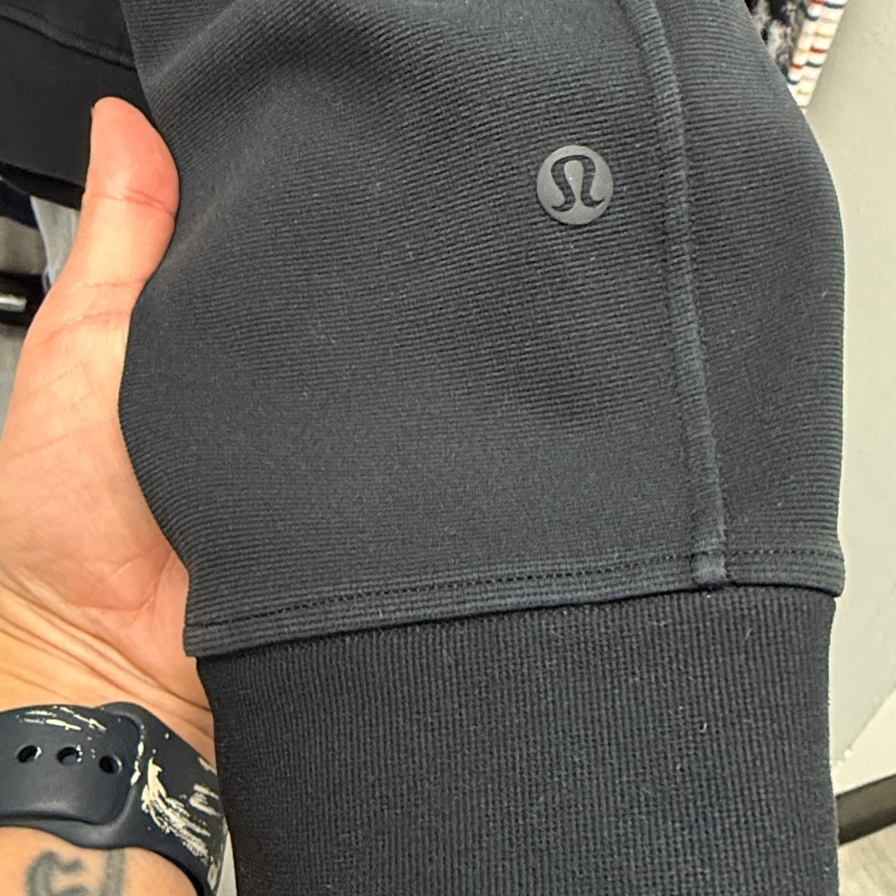 Lululemon Sojourn Track Jacket Large Black Full Zip Stretch Softshell Warpstreme - Picture 11 of 11